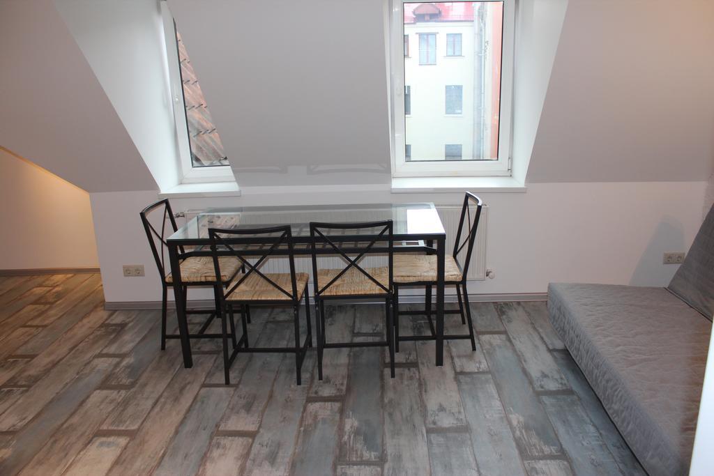 Three-Bedroom Apartment On Peldu 19 リガ エクステリア 写真