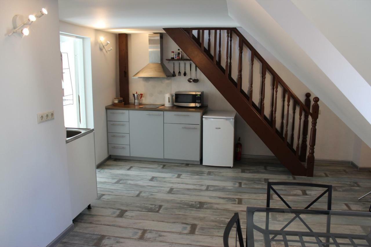Three-Bedroom Apartment On Peldu 19 リガ エクステリア 写真